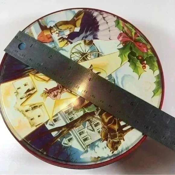 Vintage western Christmas  Deluxe Fruit Cake tin from Collin Street Bakery - Picture 5 of 9